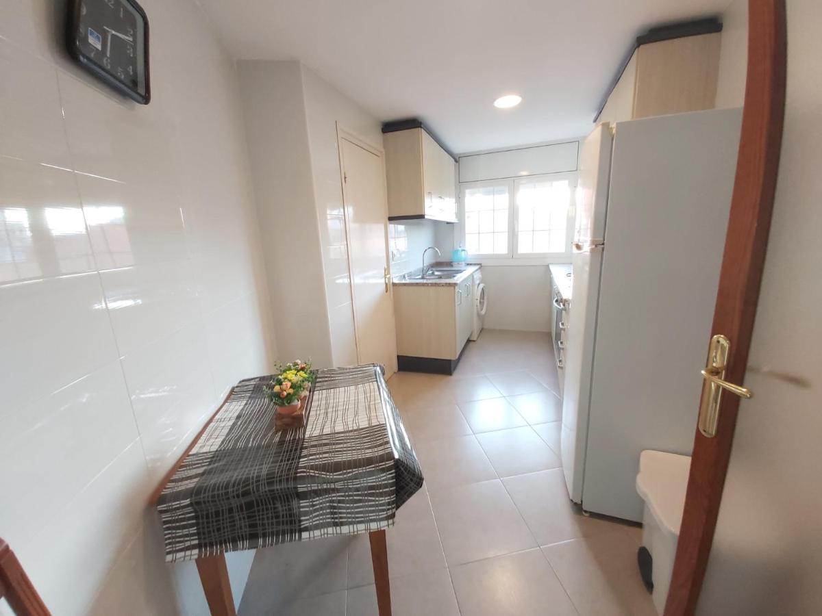 Diana Apartamento Con Terraza Muy Cerca Del Mar Pineda de Mar Bagian luar foto